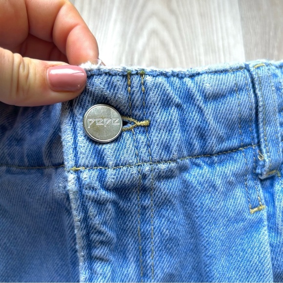 Pepe Jeans Daisie Blue Medium Wash High-Waisted Denim Shorts - Picture 2 of 6